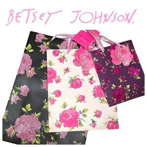 Betsey Johnson 3-PK Glitter Floral Gift Bag Set